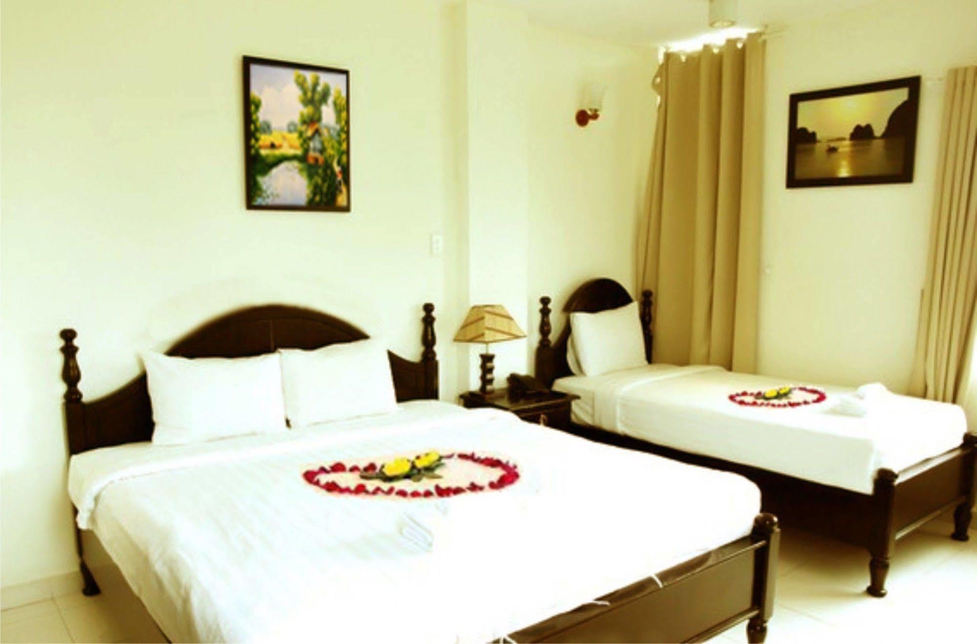 Hotel Four Seasons House à Nha Trang Extérieur photo